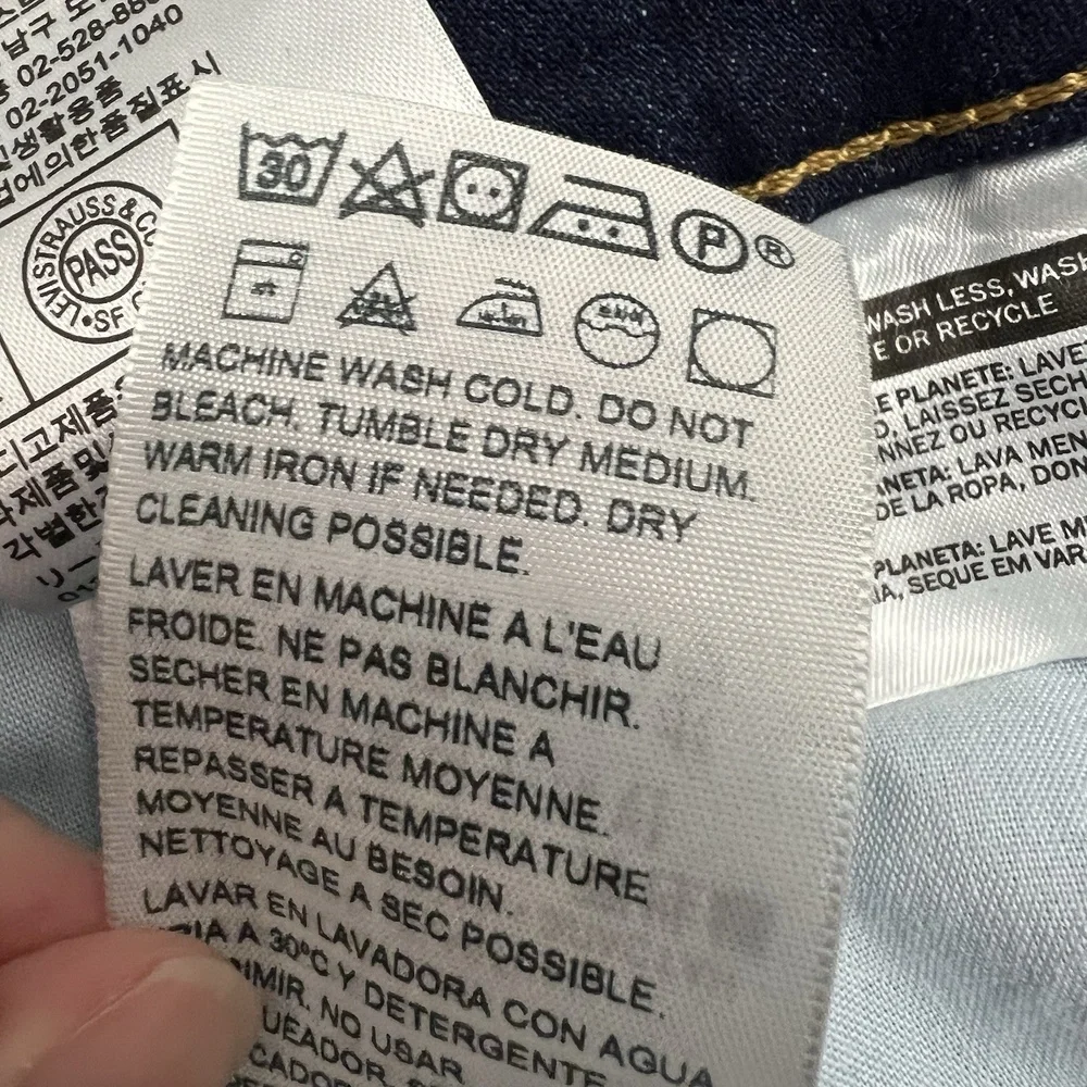 Levis levi’s 711